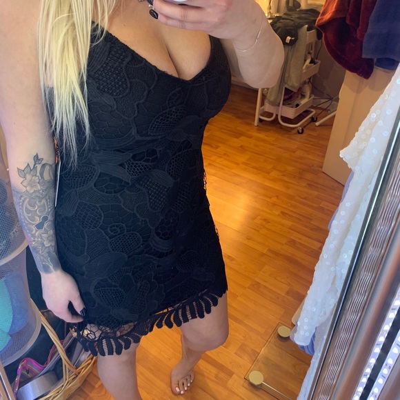 Express Dress - Picture 3 of 5